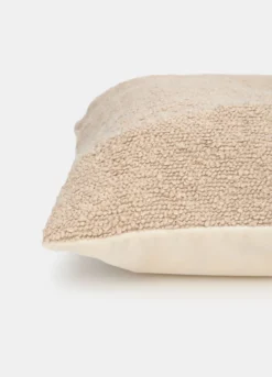 Cuscino imbottito con tessuto loop