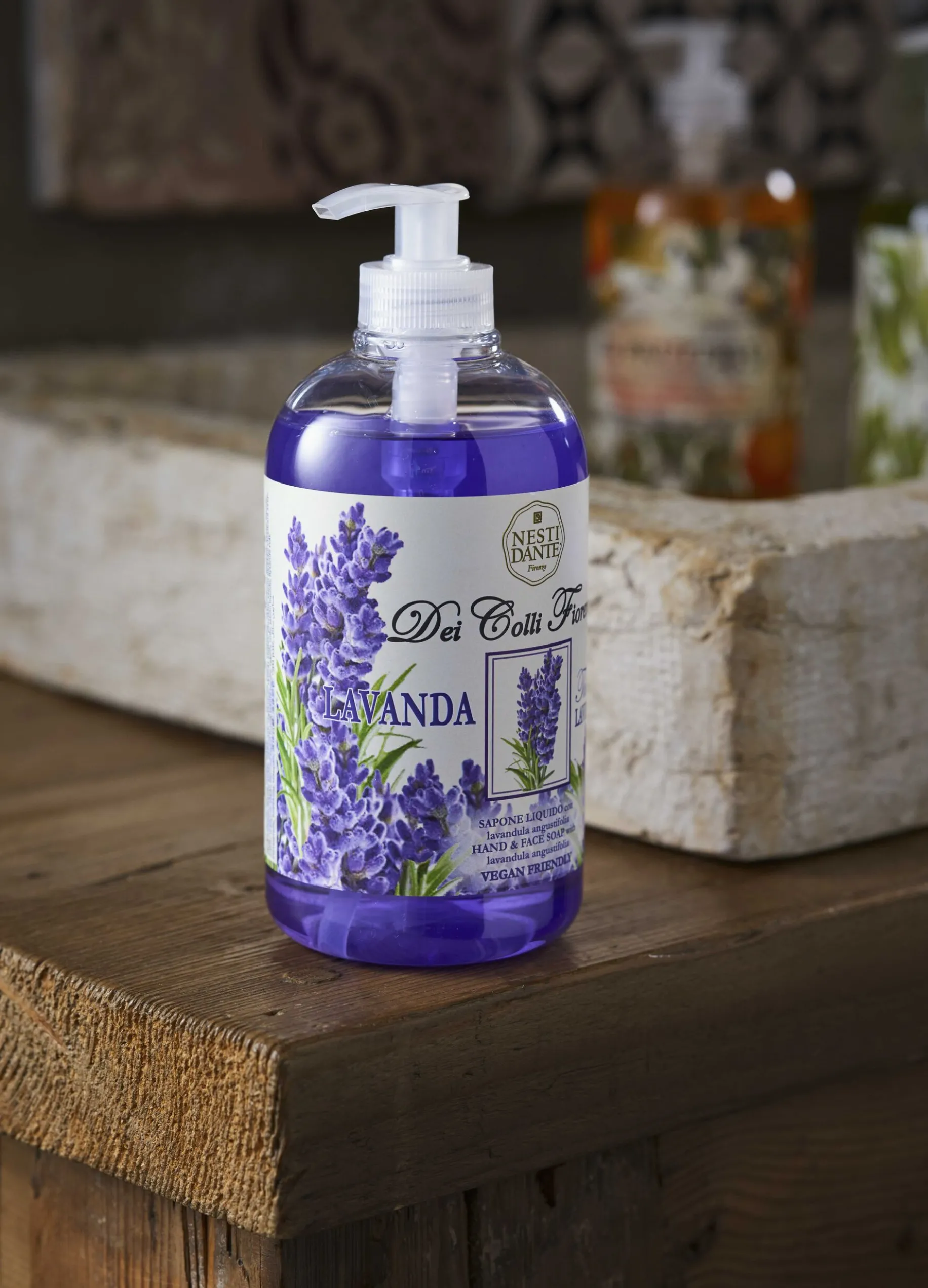 Sapone liquido rosa e peonia