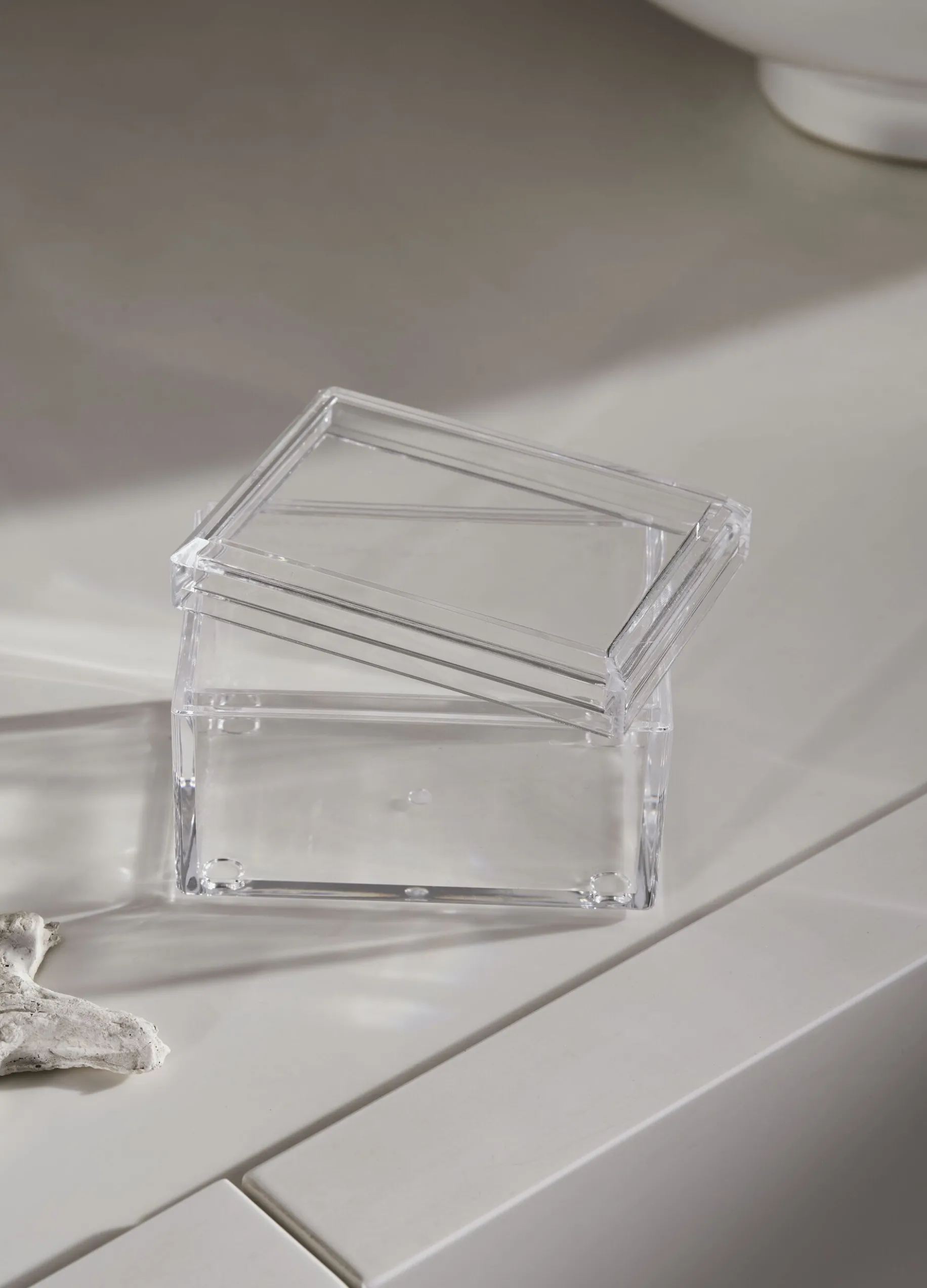 Scatolina con coperchio in plastica