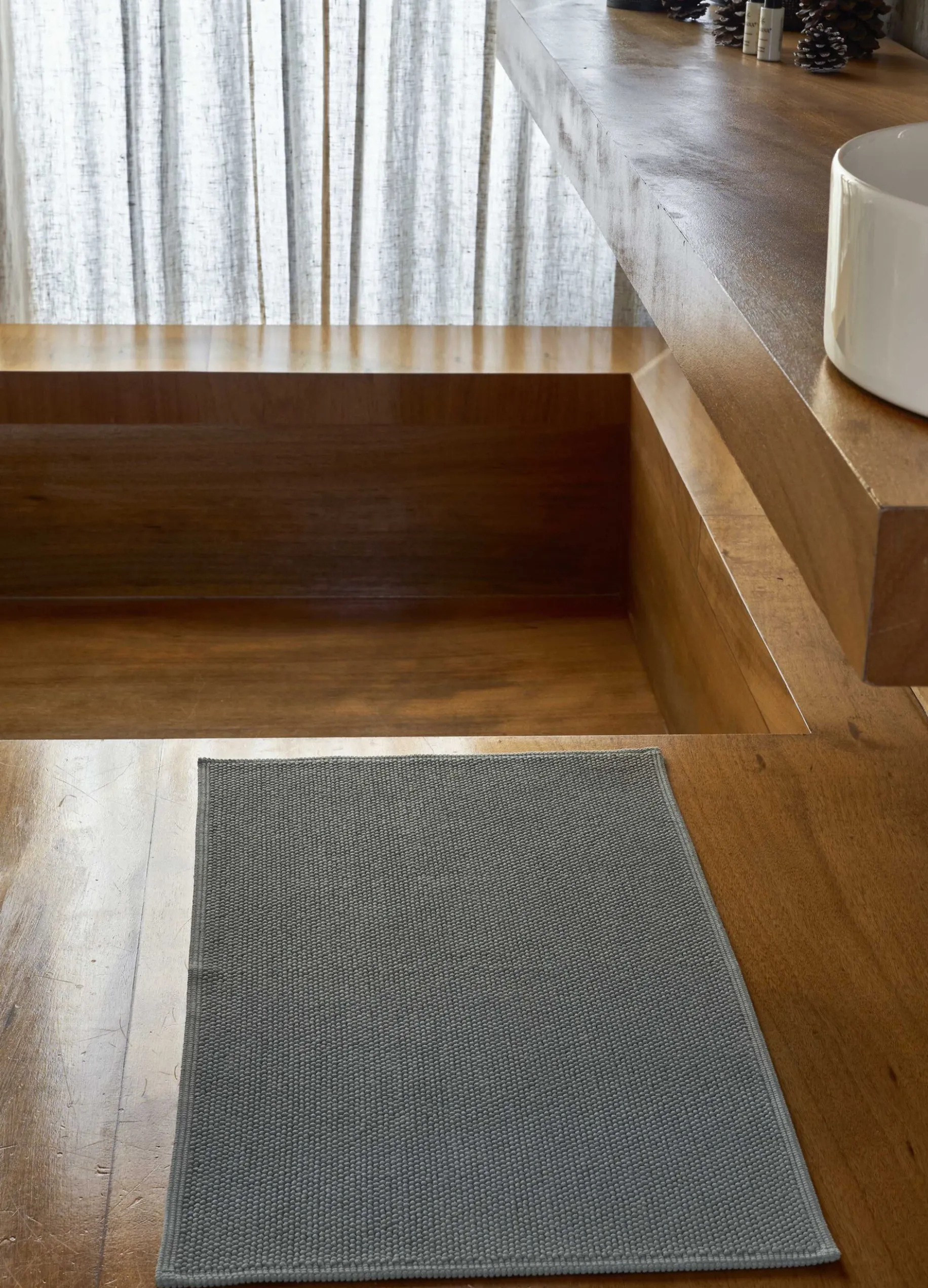 Tappetino bagno in cotone con motivo 3D