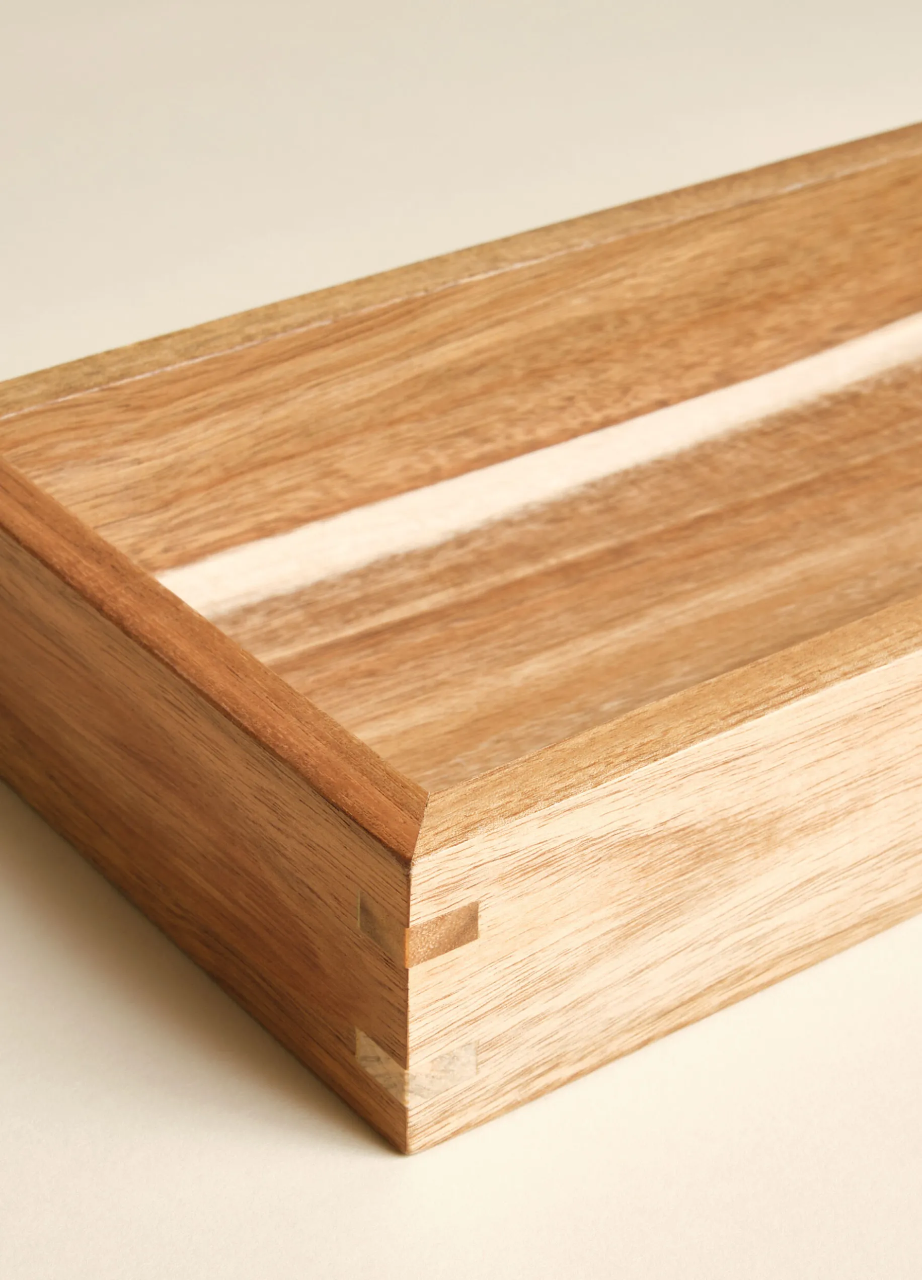 Vassoio bagno in legno di acacia
